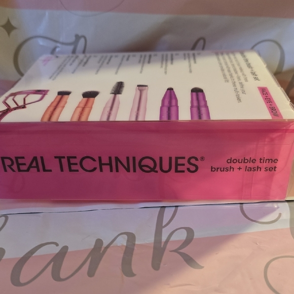 Real Techniques Double Time Brush + Lash Set - Pink, Orange, and Purple - Picture 3 of 3